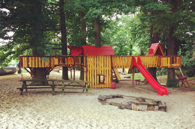 Waldspielplatz - Kinderbauernhof Heupferdchen